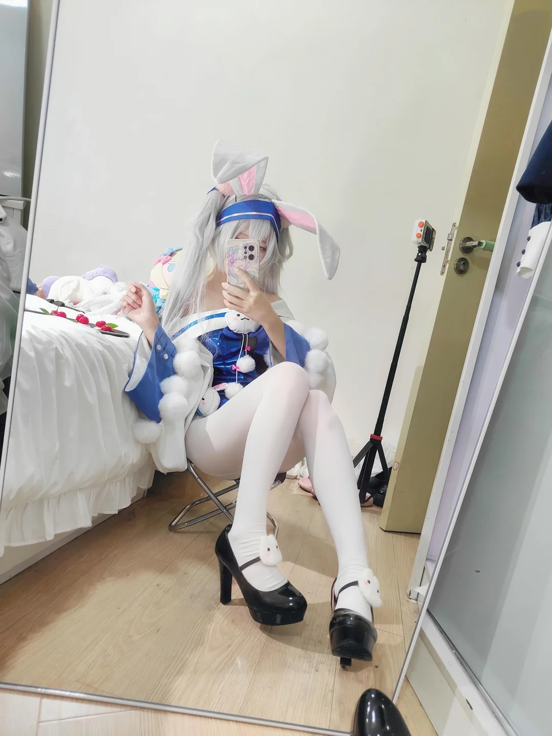 御子miko - No.003 拉菲兔 [92P-327MB] tg@simisebaisi 【丝足阁】085.webp